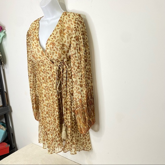 ANTHROPOLOGIE By Let Me Be Shyla Pleated Mini Dress Size small - Picture 3 of 15